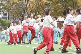 《赛博朋克2077》震撼新截图 基努里维斯背影爆帅