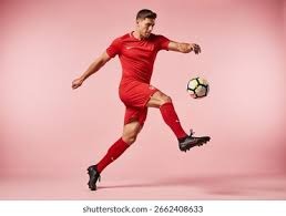 明星恋爱手游《一直奔向月》今日全平台公测