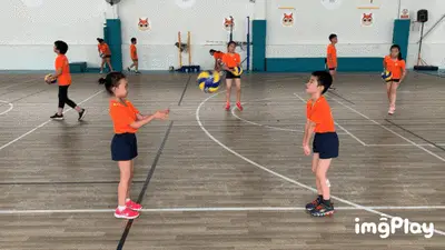 西甲战报：费尔南德斯点射制胜，十人西班牙人1-0十人巴列卡诺